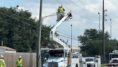 CenterPoint Energy executives roll out resiliency plan after widespread Beryl outages | Houston Public Media