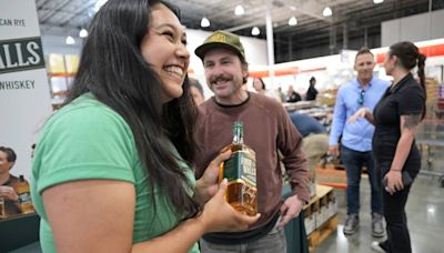 ‘Always Sunny’ star Charlie Day signs bottles of his whiskey at Sacramento area’s new Costco