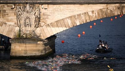 USA swimmer calls Paris Olympics organizers 'irresponsible' for seemingly not having a backup plan for dirty Seine River