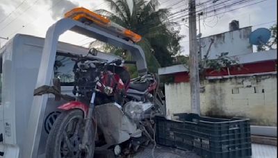 Repartidor de pollos queda herido en accidente de camioneta en Playa del Carmen