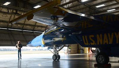 Blue Angels, F-22 Raptor demonstration team highlight Deke Slayton Airfest this weekend in La Crosse