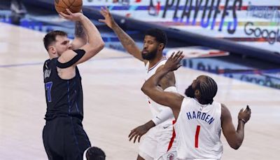 Los Mavericks doblegan a los Clippers y se citan con los Thunder