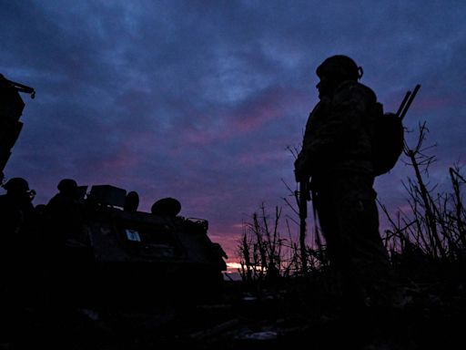 Ukraine-Krieg - Stimmen und Entwicklungen - Soldaten fliehen nach 70 Tagen aus russischem Kessel - Rekord-Verluste bei Putins Truppen