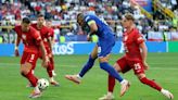 Lewandowski rescata el empate y Francia es segunda de grupo