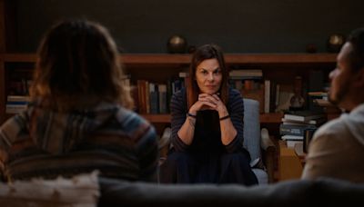 ‘Couples Therapy’ review: The least cynical reality show on TV. This time there’s a throuple
