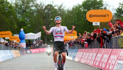 Tadej Pogačar Wins Stage 2 of the Giro d’Italia 2024 and Takes the Maglia Rosa