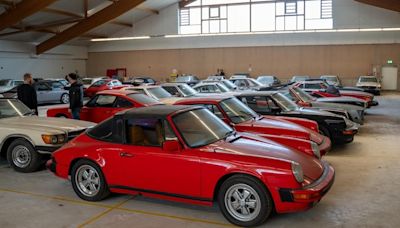 50 Sportwagen aus den USA - Mercedes SL, Porsche 911, Ferrari 328: Geheime Oldtimer-Sammlung in Hamburg entdeckt