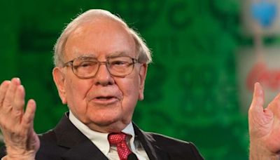 Buffett Believes The Greatest Investment Moves Are Met With Yawns - How Index Funds Really Can Build Wealth