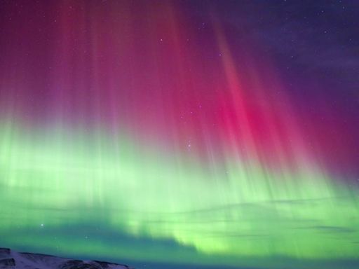 Use Your iPhone to Take Long-Exposure Photos of This Weekend's Aurora Light Shows