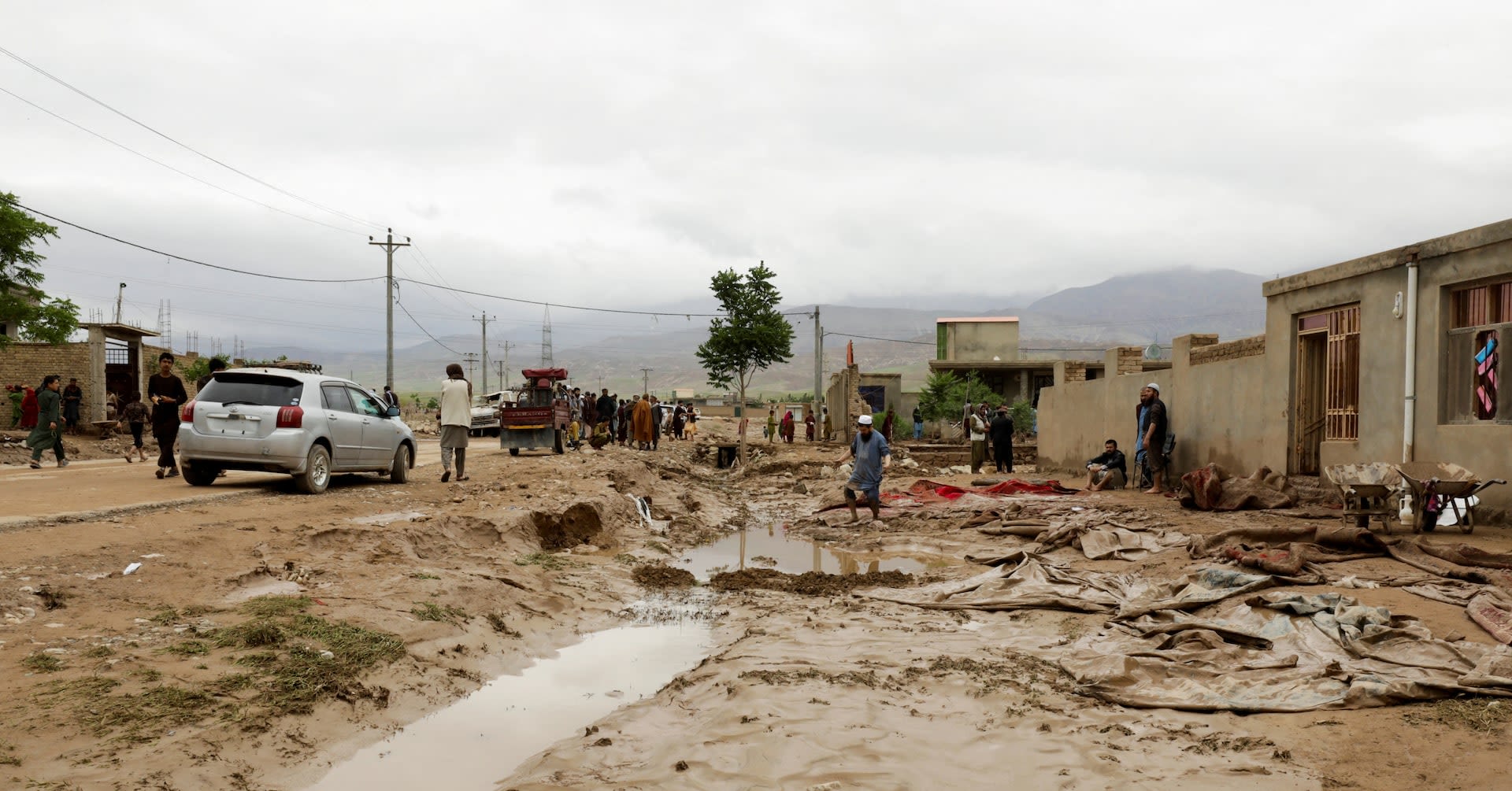 Afghanistan floods devastate villages, killing 315