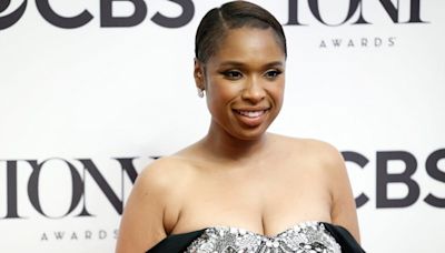 Jennifer Hudson Set To Release A Holiday Album, Her First Record In 10 Years - WDEF