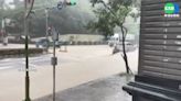 午後雷雨雙北淹水 新北多處馬路變水路