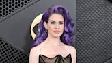 Kelly Osbourne and Her Date Turn Heads With Puzzling Grammys Looks