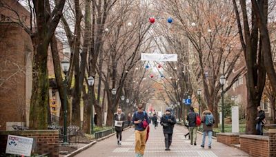 Penn graduate student workers support forming union in postponed election