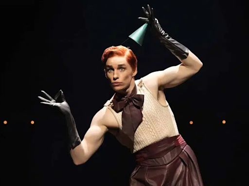 Eddie Redmayne Lives a ‘Monastic’ Life for Broadway’s ‘Cabaret’: Lay’s Chips for Lozenges and ‘the Most Painful Massage’