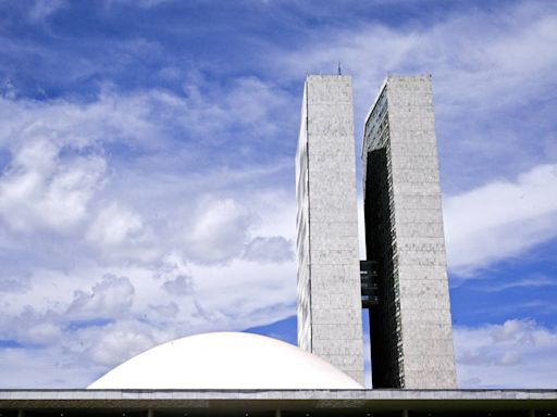 Brasília Hoje: Tragédia no RS concentra 35% dos pedidos de checagem de informações do Senado em maio