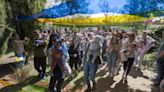 El jardín de la Viña acoge la actividad final del programa de ludotecas municipales para bebés