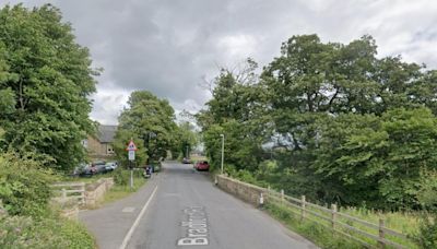 Demolition of farm buildings to build three-bedroom house approved