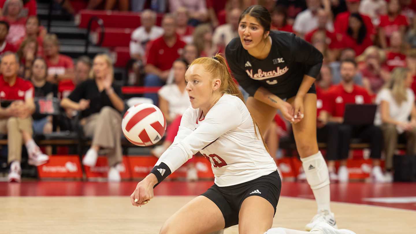 Huskers Showcase 'Nebraska Volleyball' in Sweep of The Citadel After SMU Loss