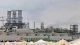 Presidente de México dice nueva refinería Olmeca iniciará producción el sábado