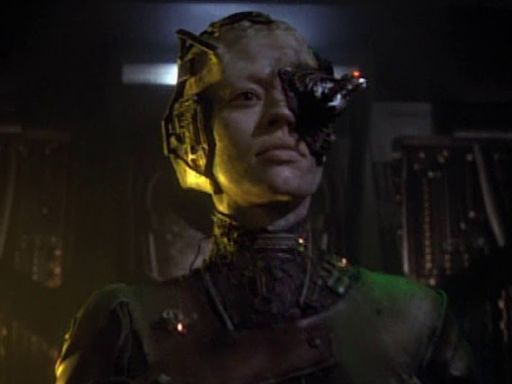Star Trek: Voyager's Scorpion Was Almost A Direct First Contact Sequel - SlashFilm