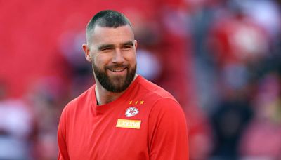 Fans Say Travis Kelce ‘Ain’t Slick’ After Seemingly Catching Him Looking at Taylor Swift in New Video