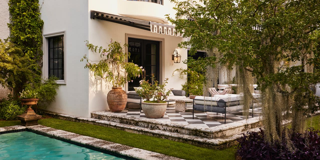 Outdoor Designs That Will Turn Your Patio Into a Ritzy Resort
