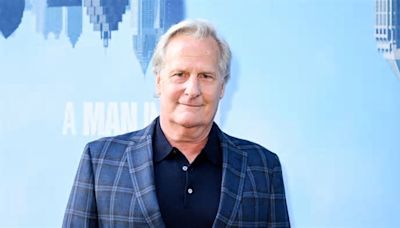 Jeff Daniels on 30th Anniversary of 'Dumb and Dumber' and Where Harry Would Be Now (Exclusive)