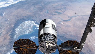 Research and Resupply: Cygnus Operations and Starliner Briefings on the ISS