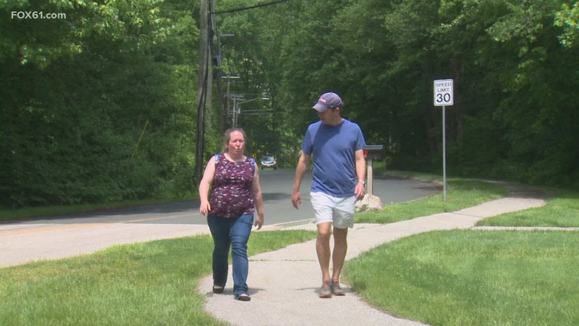 Sen. Chris Murphy hits the road for 8th Walk Across Connecticut