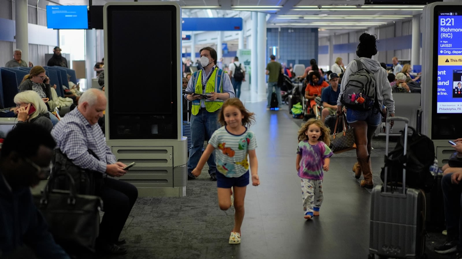 Tech outage latest | Airlines rush to get back on track after global tech disruption