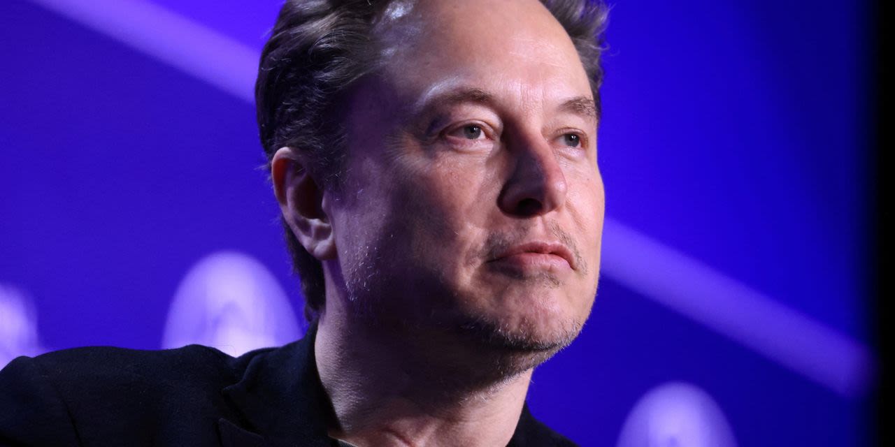Tesla Shareholder Group Calls for Vote Against Musk Pay Package
