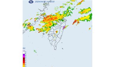 鋒面橫掃宜花！降大雷雨2小時 三棧溪留意溪水暴漲