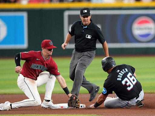 Deadspin | Marlins chase series win vs. D-backs