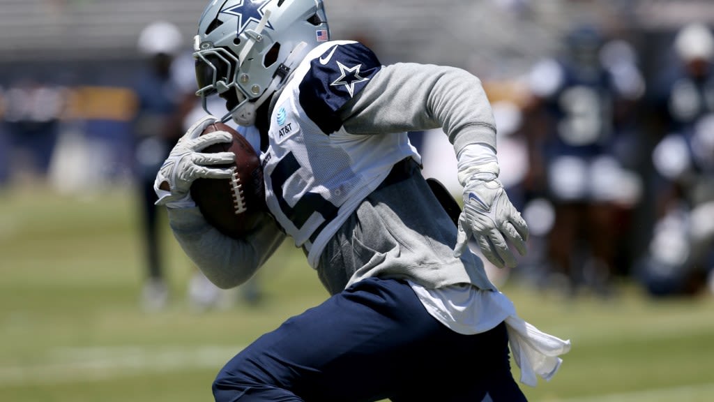 Cowboys Roundup: First depth chart has Zeke to start, Irvin weighs in on Dak deal