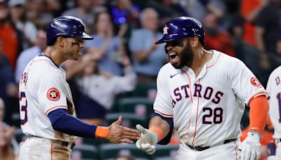 Singleton homers, Altuve adds 3 hits as Astros take series with win over Guardians