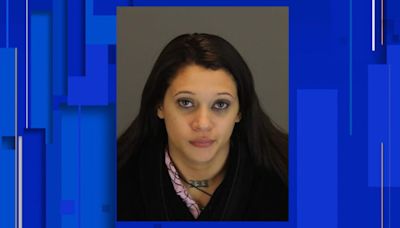 Woman accused of shooting boyfriend in neck at their Dearborn Heights home