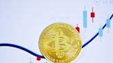 Bitcoin sobe mais de 2% impulsionado por discurso de Powell