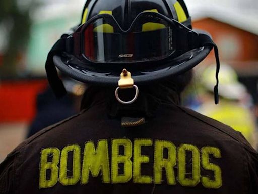 Una mujer fallecida dejó un incendio en la comuna de San Miguel - La Tercera