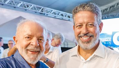 Lula dá "puxão de orelha" em apoiadores após vaias a Lira: "Não é para fazer disputa"