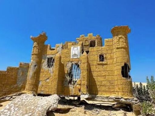 Buried treasure: Old castle hidden beneath NC's largest sand dune fully visible again