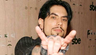 Inside the wild love life of Janes Addiction guitarist Dave Navarro