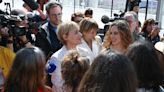Festival de Cannes 2024 : Judith Godrèche et sa fille Tess Barthélemy se montrent très complices