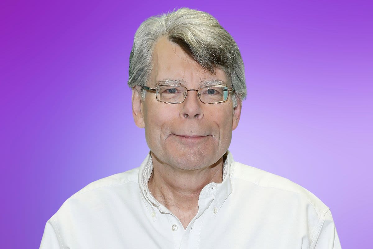 Stephen King weighs in on debate —"It's a shame"