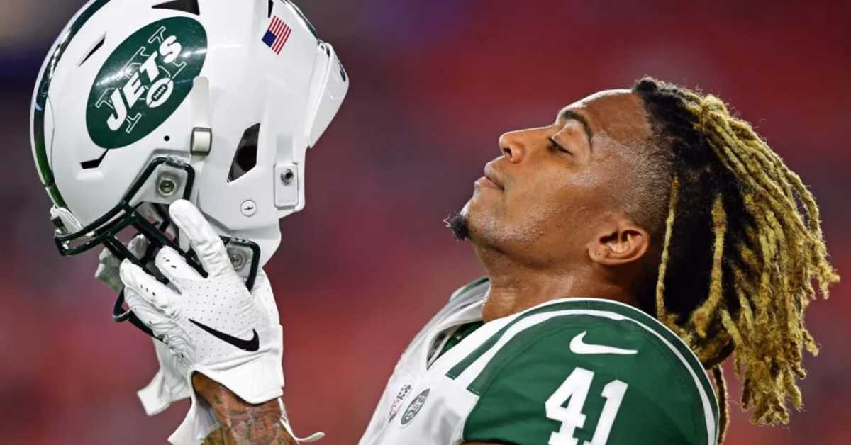 Jets Ex Buster Skrine 'On The Lam,' Being Chased By Police