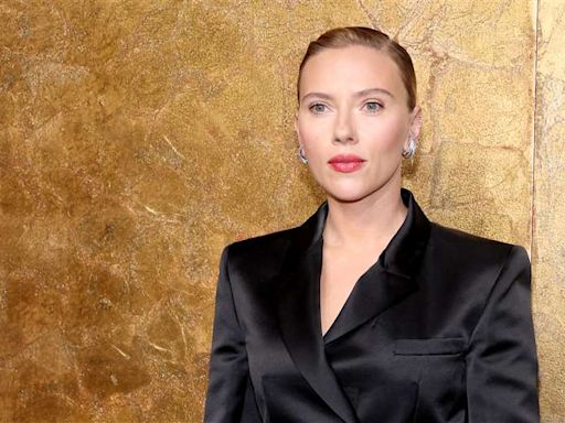 OpenAI se disculpa con Scarlett Johansson y niega que voz artificial se base en ella | Teletica