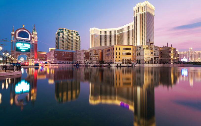 Las Vegas Sands' Loss Could Be MGM and Wynn's Gain