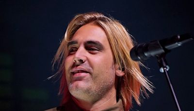 Busted singer Charlie Simpson refuses to change ‘creepy’ lyrics despite re-recording old material