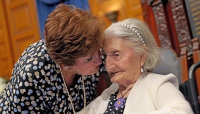 109-year-old Armenian genocide survivor travels to State House for commemoration