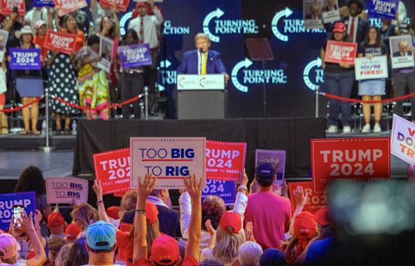 In first rally since being convicted, Donald Trump rails against immigration in Phoenix